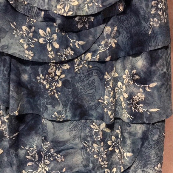 Roz & Ali tank - Picture 5 of 5